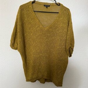 Eileen Fisher Green Gold  Mélange Linen Oval Neck sweater Size XS